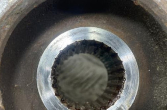 Pivot de moyeu avant gauche PEUGEOT 307