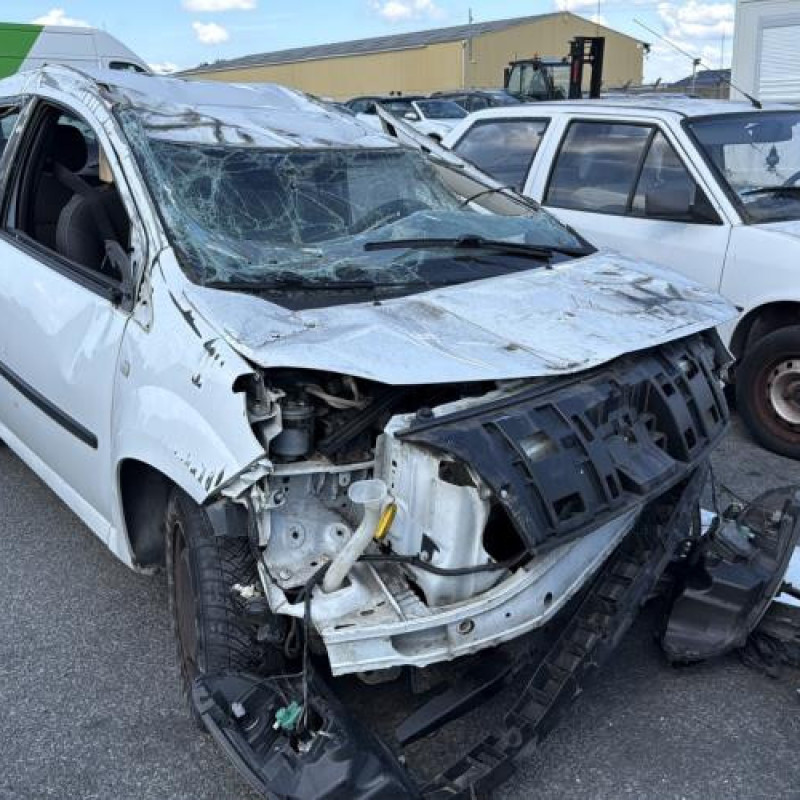 Pare choc arriere RENAULT TWINGO 2 Photo n°8