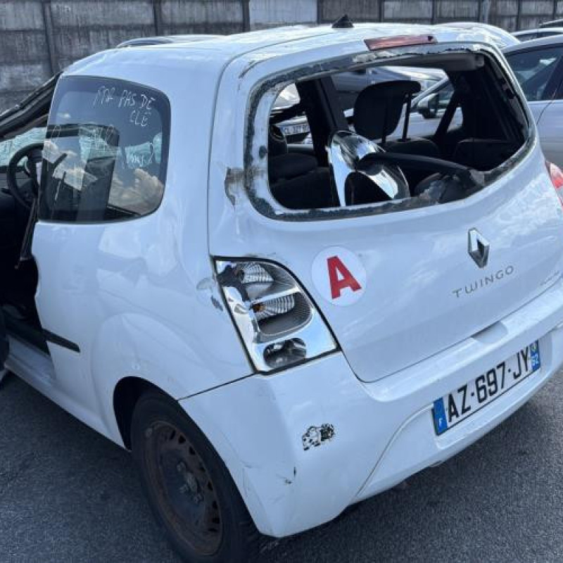 Pare choc arriere RENAULT TWINGO 2 Photo n°10