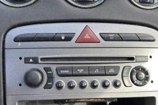 Pivot de moyeu avant gauche PEUGEOT 308 1