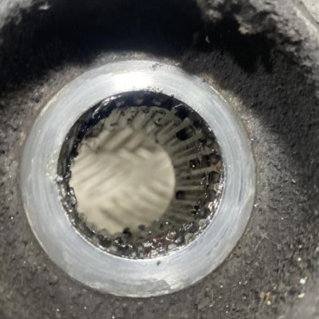 Pivot de moyeu avant droit PEUGEOT 308 1