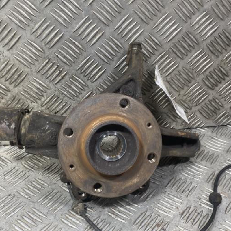 Pivot de moyeu avant droit PEUGEOT 307 Photo n°1