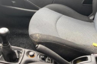 Pivot de moyeu avant gauche PEUGEOT 206