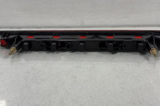 Feu arriere stop central PEUGEOT PARTNER 1