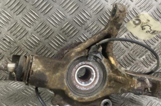 Pivot de moyeu avant gauche PEUGEOT 308 1