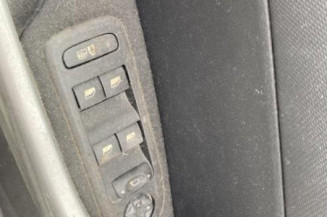 Pivot de moyeu avant gauche PEUGEOT 308 1