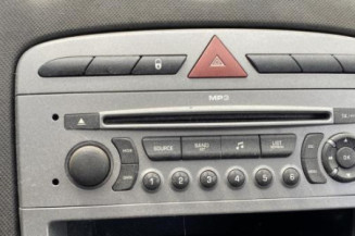 Pivot de moyeu avant gauche PEUGEOT 308 1