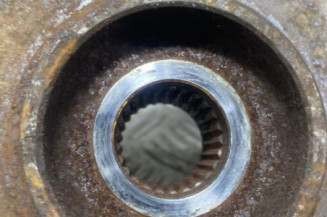 Pivot de moyeu avant droit CITROEN C4 PICASSO 1