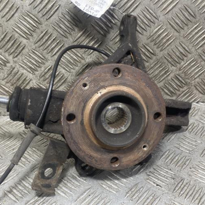 Pivot de moyeu avant droit PEUGEOT 307 Photo n°1