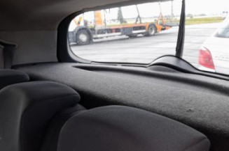 Pivot de moyeu avant gauche RENAULT MEGANE 2