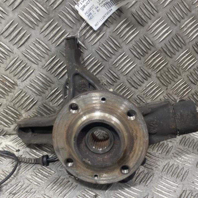 Pivot de moyeu avant gauche PEUGEOT 308 1 SW Photo n°1