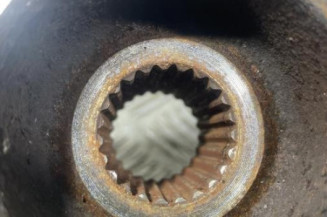 Pivot de moyeu avant gauche RENAULT CLIO 3