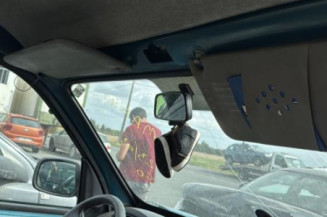 Pivot de moyeu avant gauche RENAULT KANGOO 1