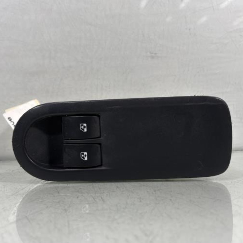 Interrupteur de leve vitre avant gauche RENAULT MEGANE 2 Photo n°1