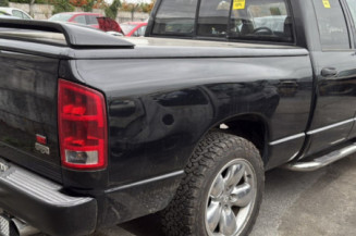 DODGE RAM 1500 3 5.7i - 16V V8 4X4