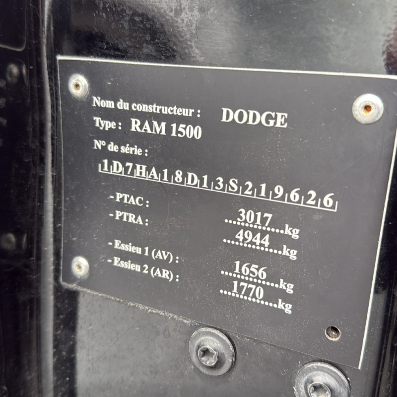 DODGE RAM 1500 3 5.7i - 16V V8 4X4 Photo n°11