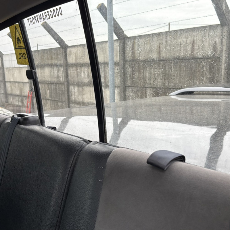 DODGE RAM 1500 3 5.7i - 16V V8 4X4 Photo n°15