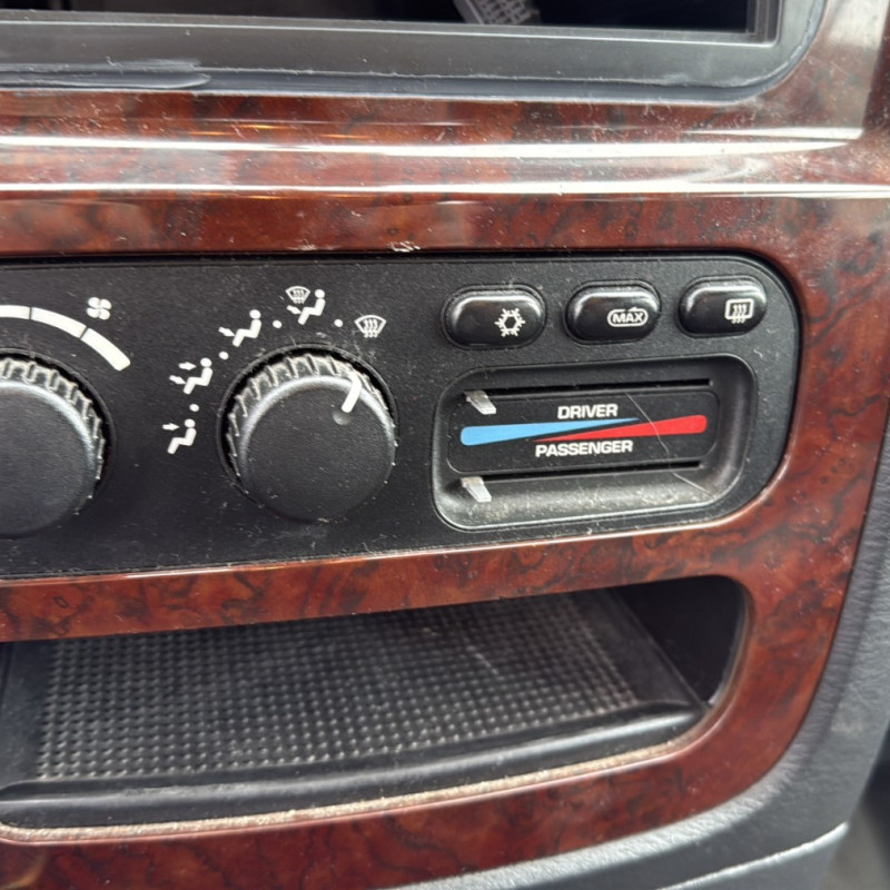 DODGE RAM 1500 3 5.7i - 16V V8 4X4 Photo n°20