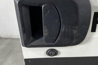 Porte avant droit IVECO DAILY 3