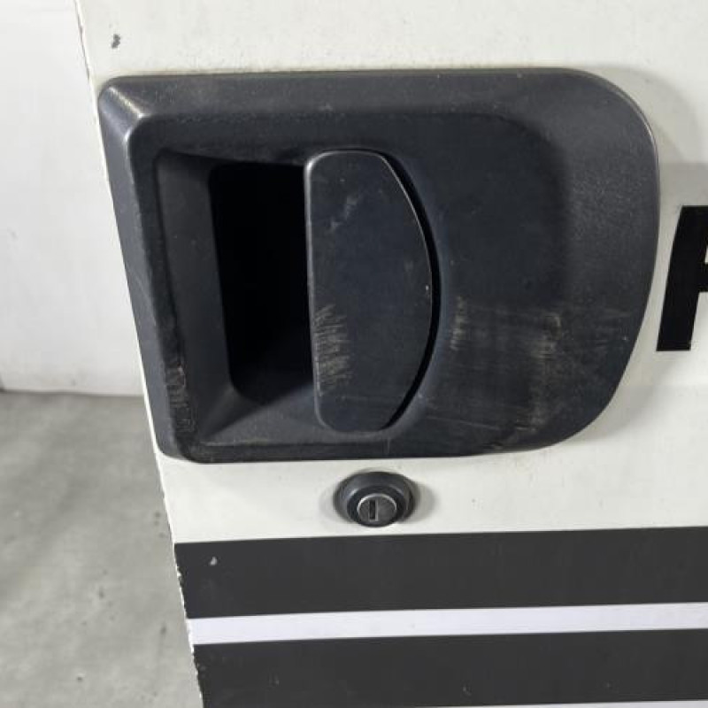 Porte avant droit IVECO DAILY 3 Photo n°2