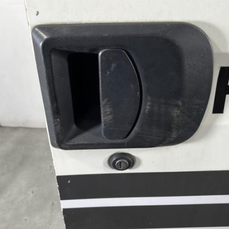 Porte avant droit IVECO DAILY 3