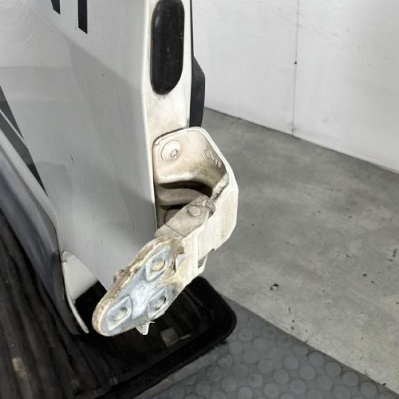 Porte avant droit IVECO DAILY 3 Photo n°5
