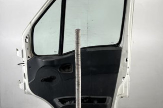 Porte avant droit IVECO DAILY 3