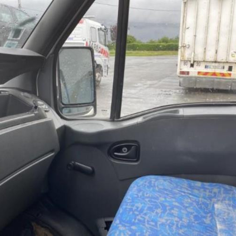Porte avant droit IVECO DAILY 3 Photo n°8