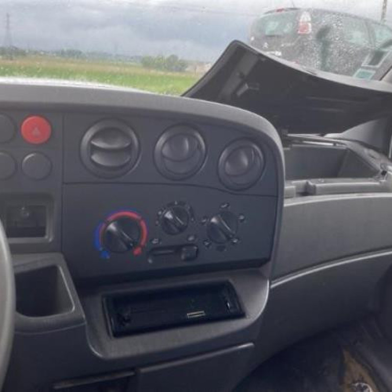Porte avant droit IVECO DAILY 3 Photo n°15