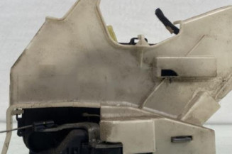 Serrure arriere droit VOLKSWAGEN POLO 4 Photo n°1