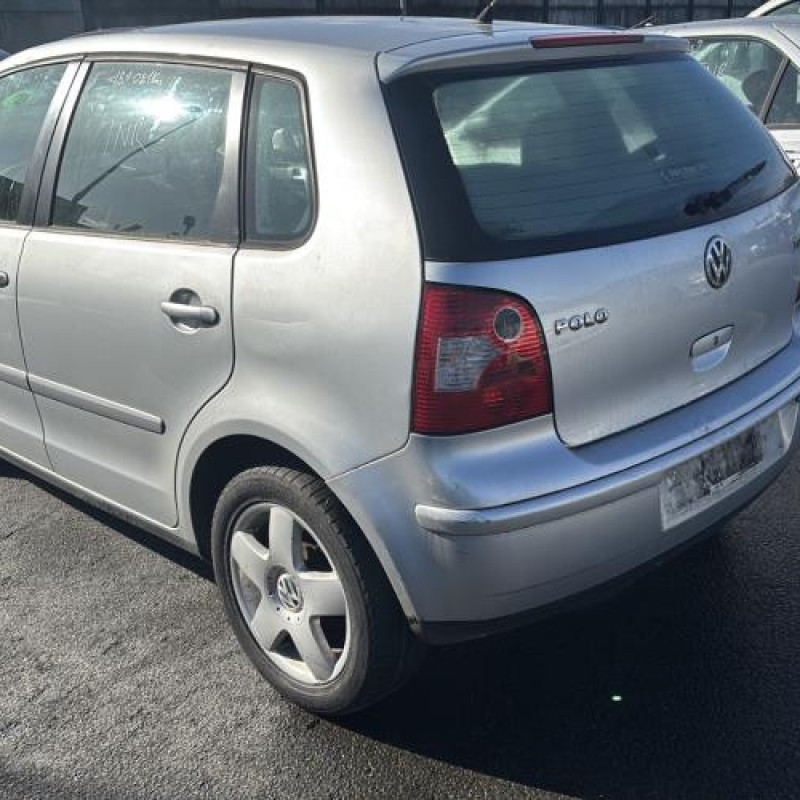Serrure arriere droit VOLKSWAGEN POLO 4 Photo n°8