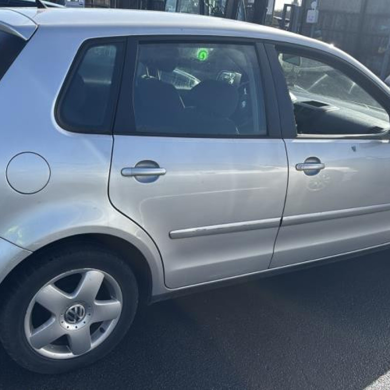 Serrure arriere droit VOLKSWAGEN POLO 4 Photo n°10