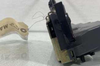 Serrure arriere droit RENAULT MEGANE 2