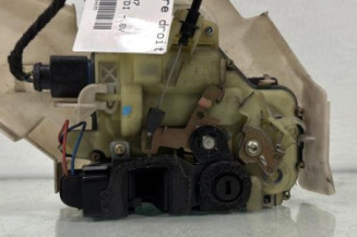 Serrure arriere droit VOLKSWAGEN POLO 4