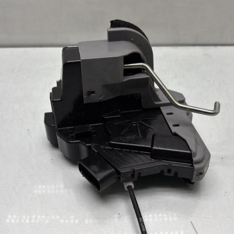 Serrure arriere droit HYUNDAI I 20 2 Photo n°2