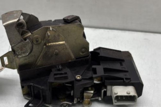 Serrure arriere droit BMW SERIE 5 E39