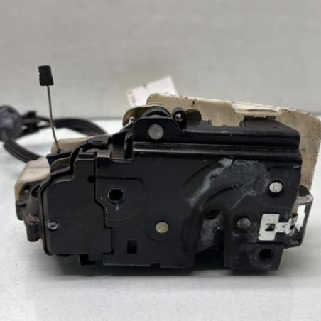 Serrure arriere droit VOLKSWAGEN PASSAT 4 Photo n°1