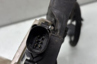 Serrure arriere droit VOLKSWAGEN PASSAT 4