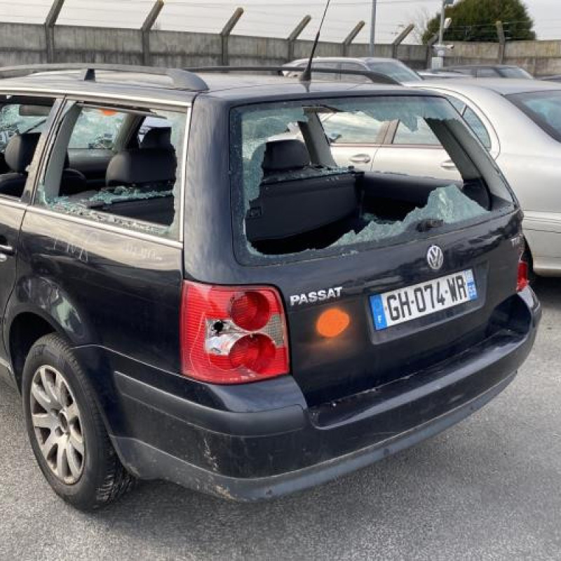 Serrure arriere droit VOLKSWAGEN PASSAT 4 Photo n°8