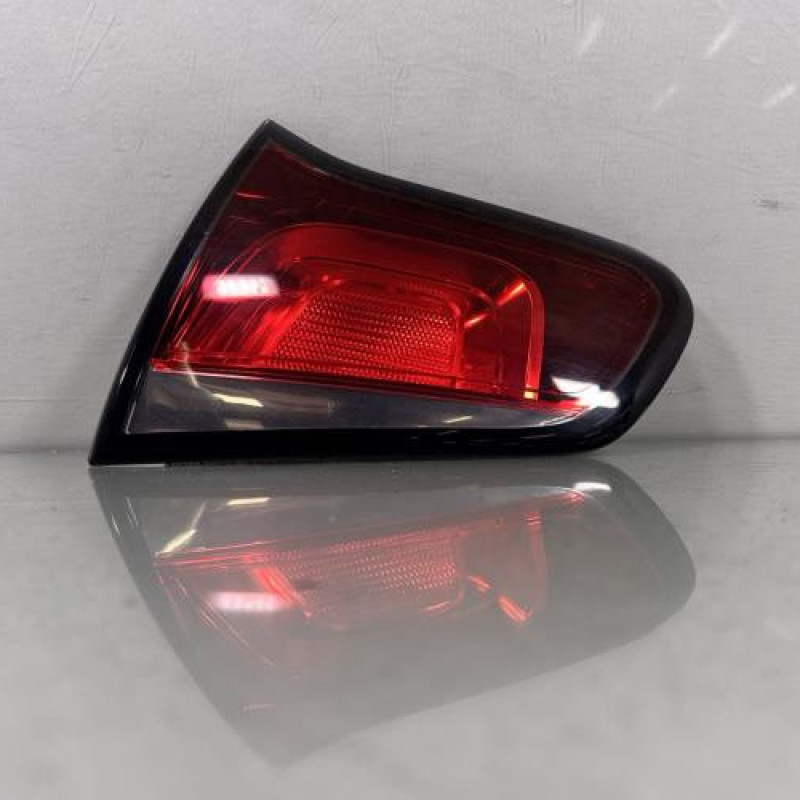 Feu arriere secondaire droit (feux) CITROEN C3 2 Photo n°1