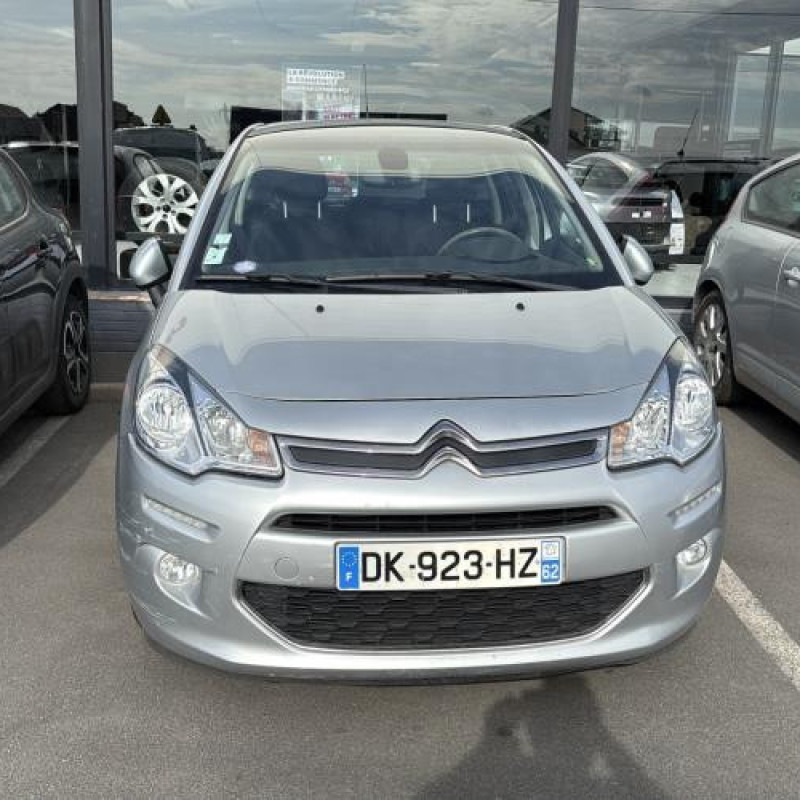 Feu arriere secondaire droit (feux) CITROEN C3 2 Photo n°6