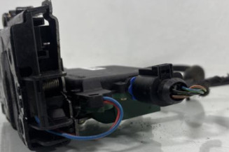 Serrure arriere droit VOLKSWAGEN POLO 4