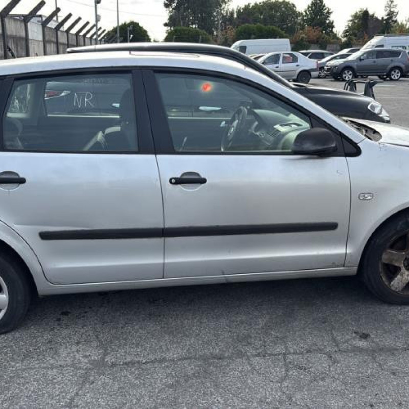 Serrure arriere droit VOLKSWAGEN POLO 4 Photo n°11