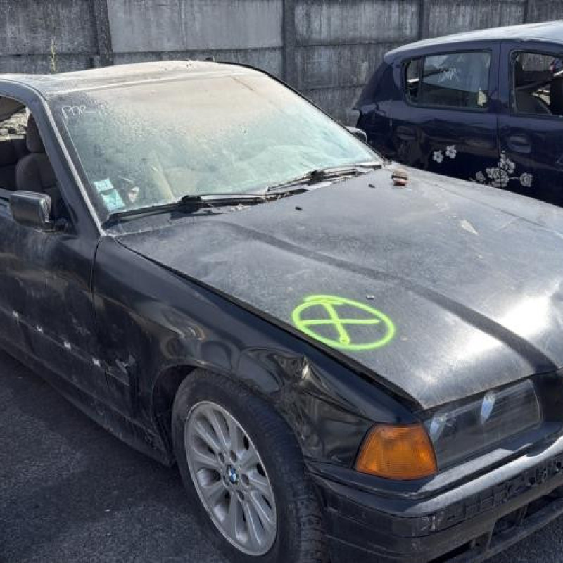 Serrure arriere gauche BMW SERIE 3 E36 Photo n°6