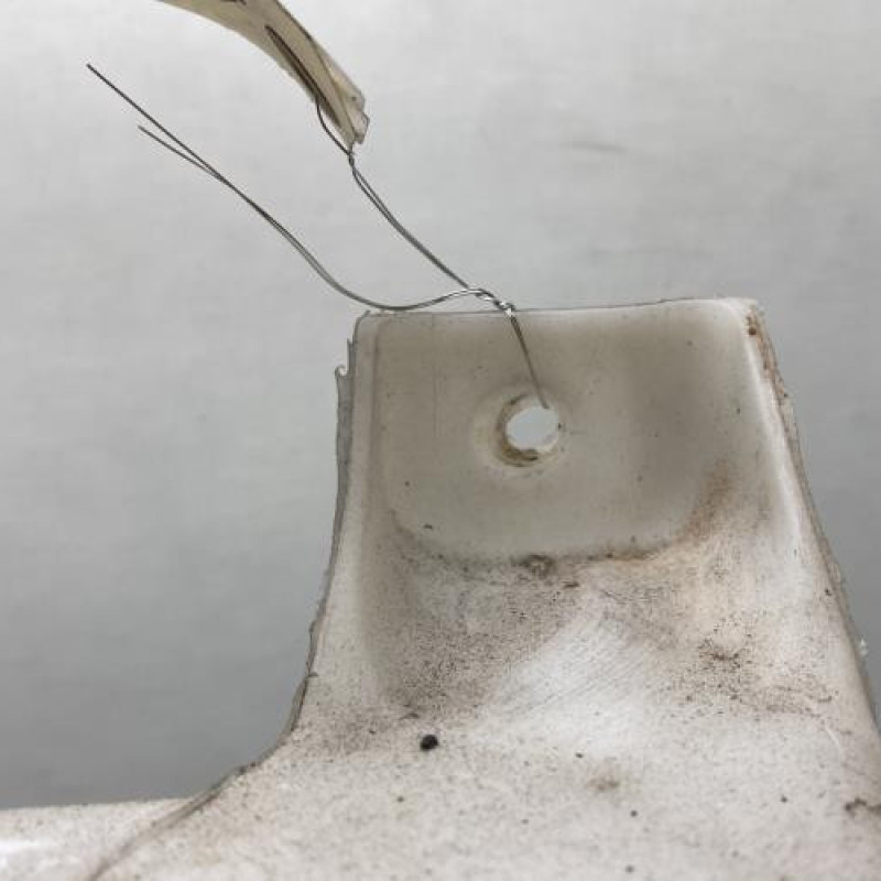 Vase de lave glace FORD FIESTA 6 Photo n°3