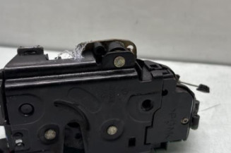 Serrure arriere gauche VOLKSWAGEN BORA Photo n°1