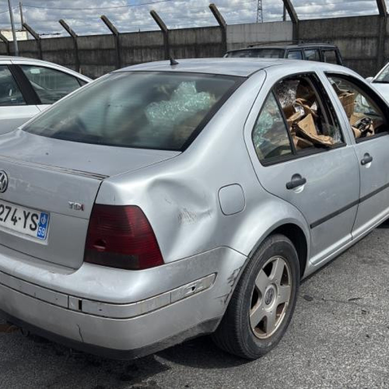 Serrure arriere gauche VOLKSWAGEN BORA Photo n°7