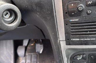 Serrure avant droit PEUGEOT 307