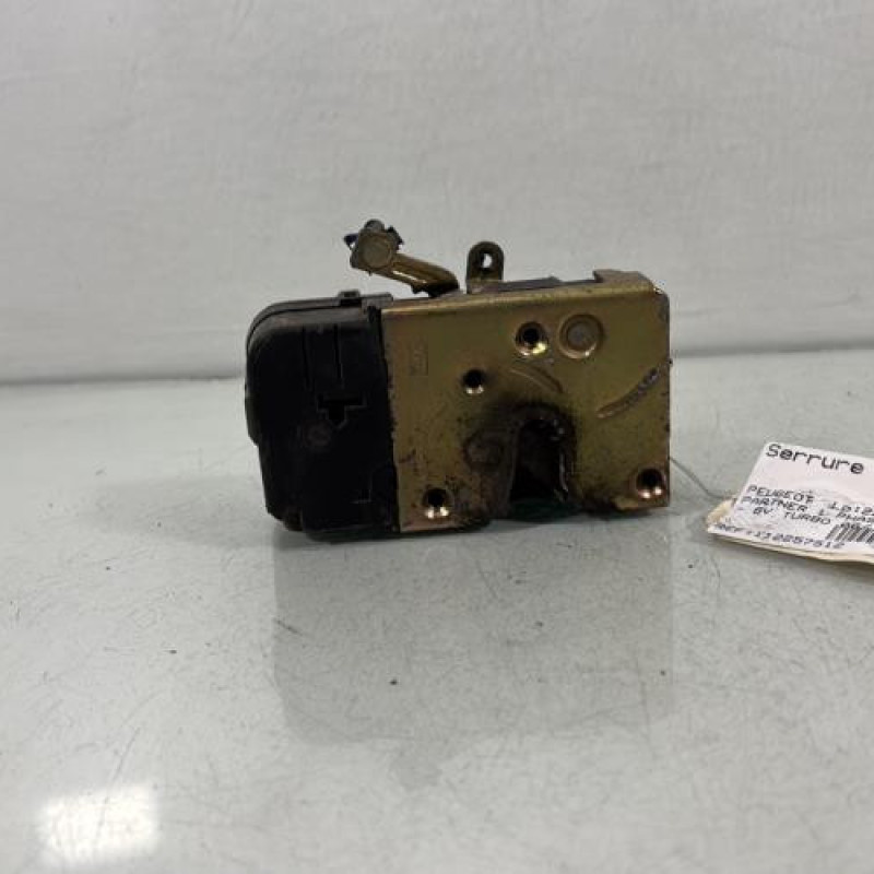Serrure avant droit PEUGEOT PARTNER 1 Photo n°1