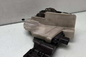 Serrure arriere gauche VOLKSWAGEN PASSAT 4